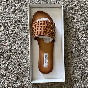 STEVE MADDEN sandals